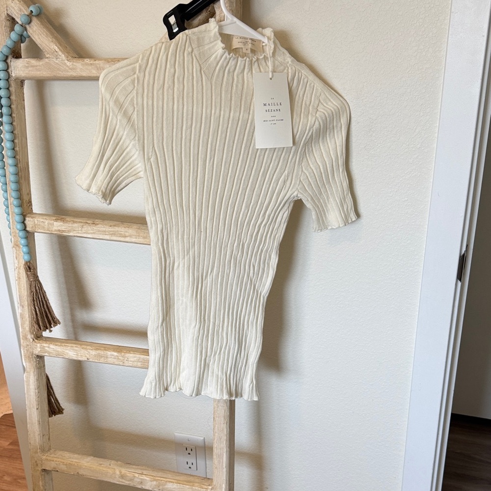 Sezane Ivory Ribbed Short Sleeve Top